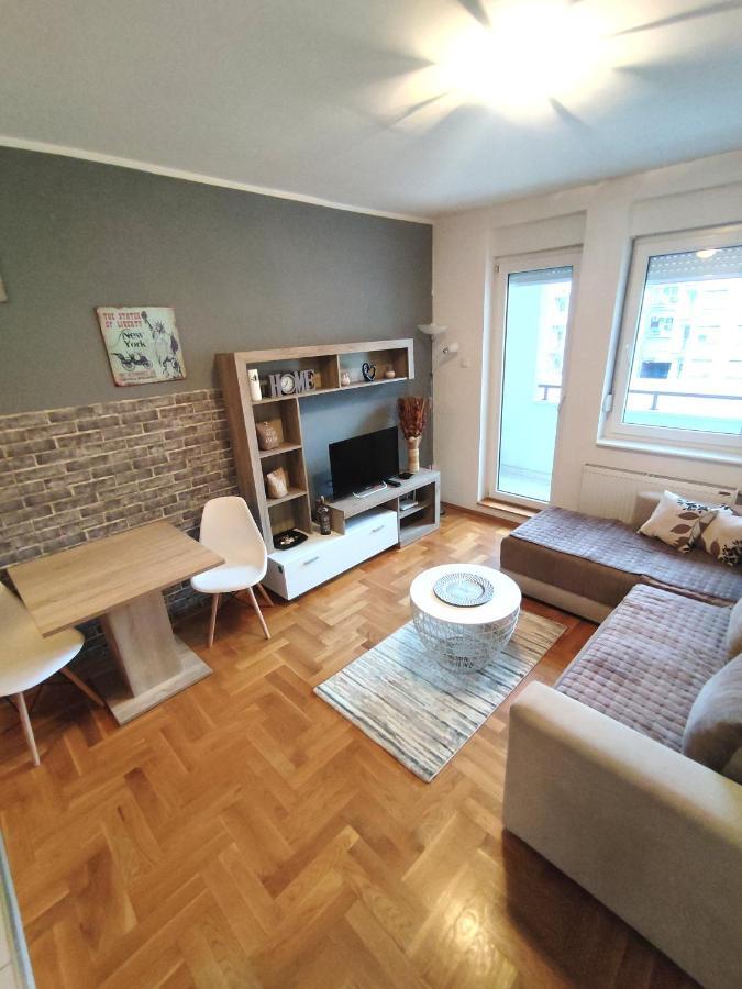 Nota Home โนวีซาด ภายนอก รูปภาพ